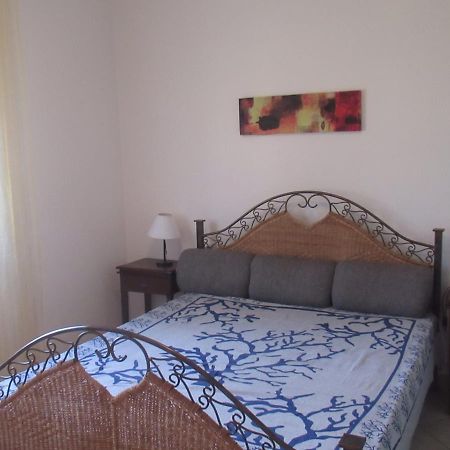 Casa Alice Apartman Budoni Kültér fotó