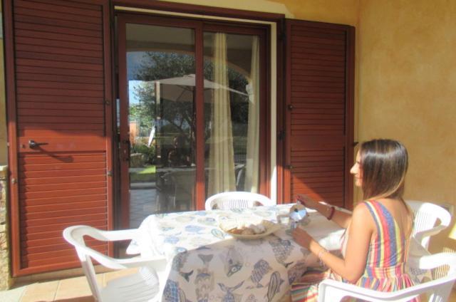 Casa Alice Apartman Budoni Kültér fotó