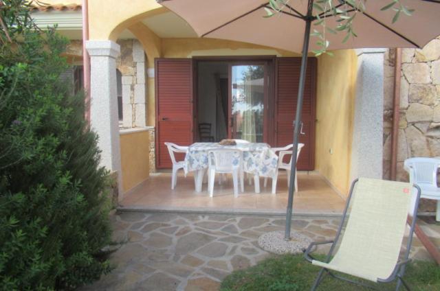 Casa Alice Apartman Budoni Kültér fotó