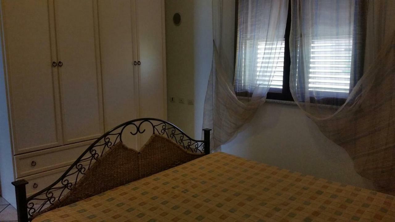 Casa Alice Apartman Budoni Kültér fotó
