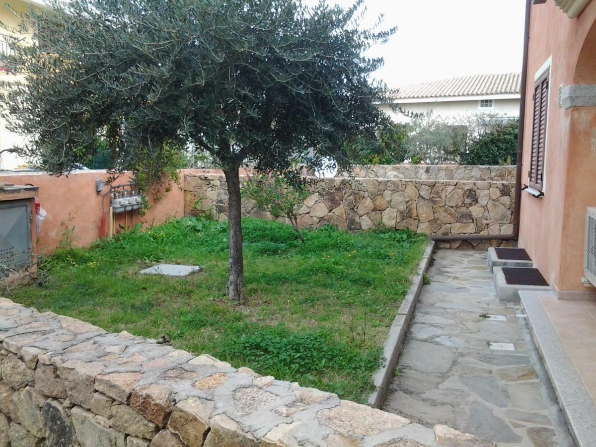 Casa Alice Apartman Budoni Kültér fotó