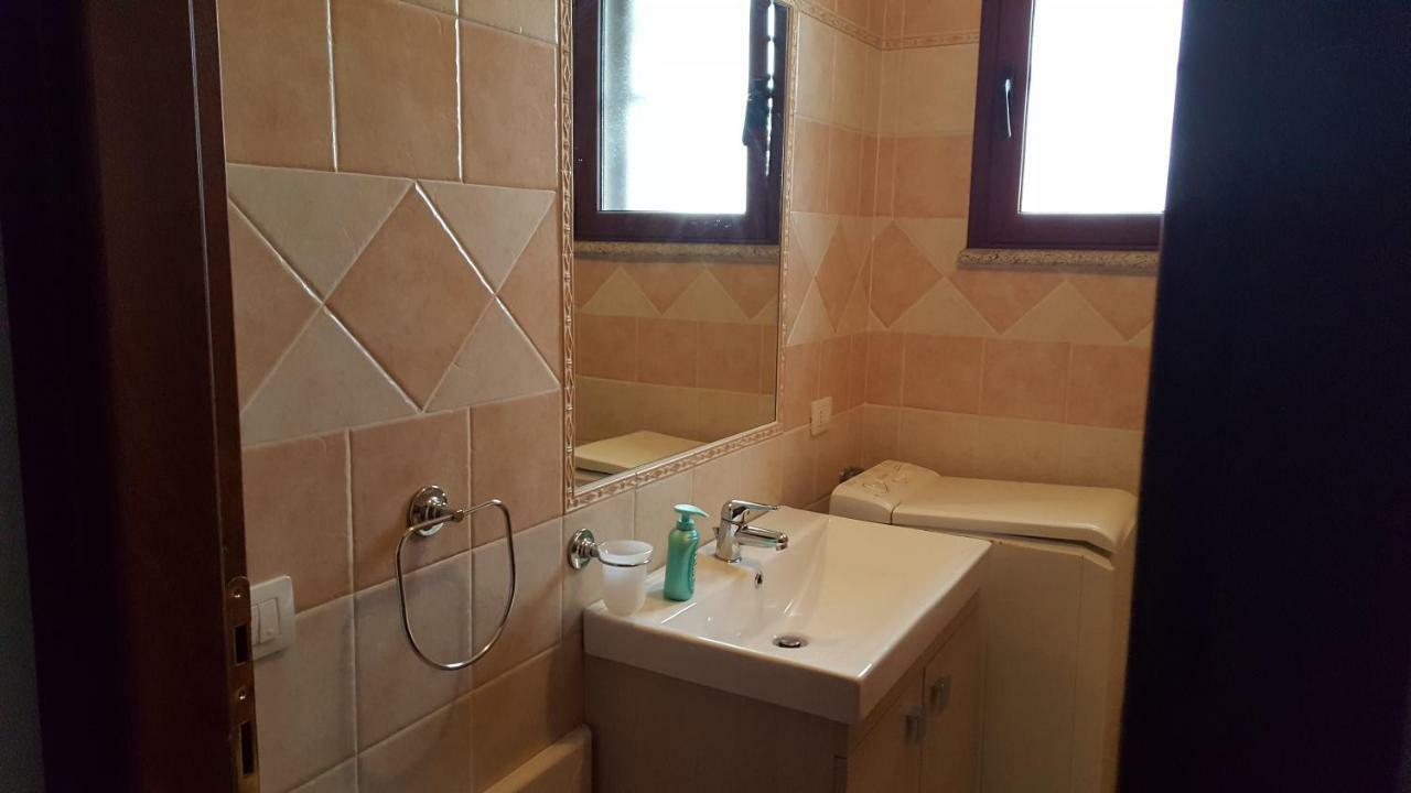 Casa Alice Apartman Budoni Kültér fotó